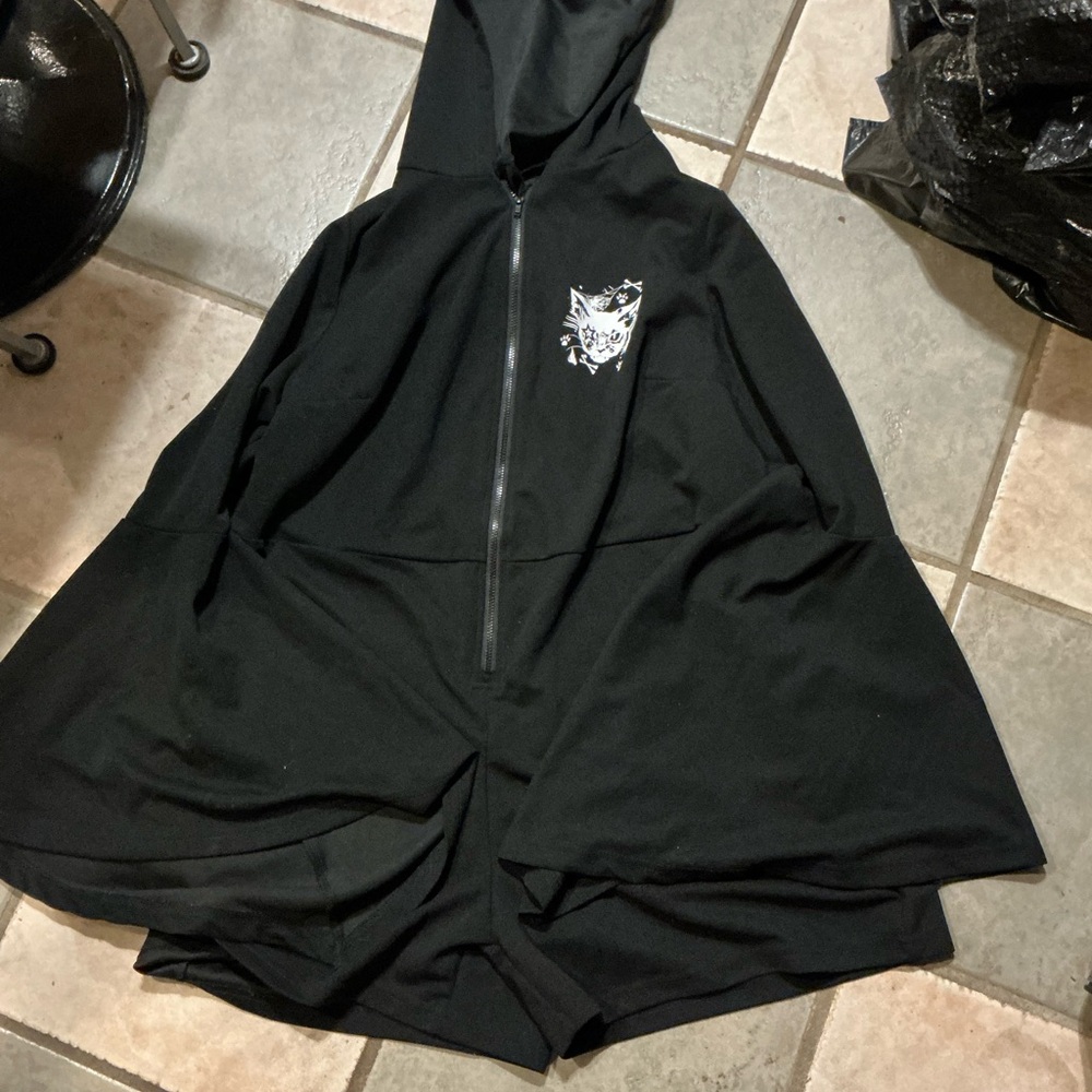 SHEIN Black Hooded Cape